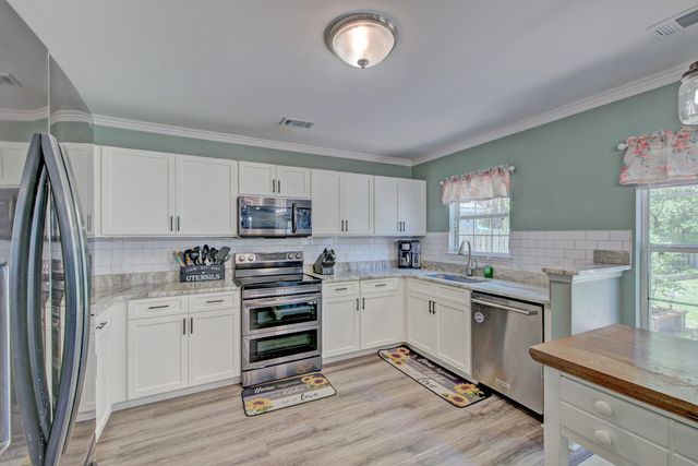 124 Hammerbeck Road, Summerville, SC 29483