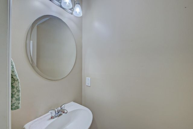 124 Hammerbeck Road, Summerville, SC 29483