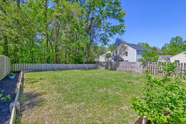 124 Hammerbeck Road, Summerville, SC 29483