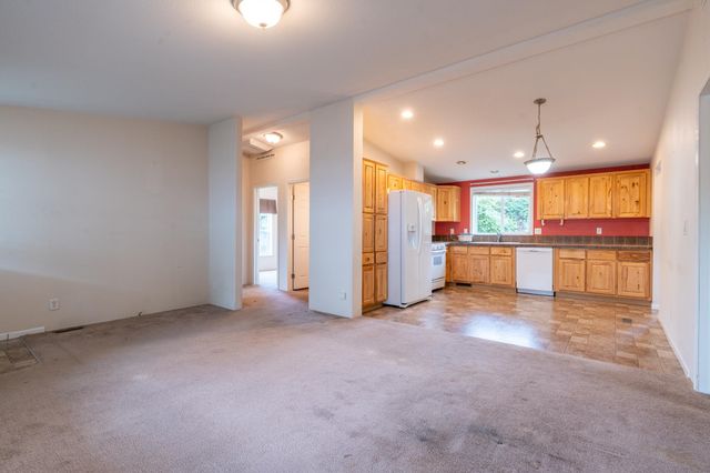 435 32 Rd Unit 212, Clifton, CO 81520