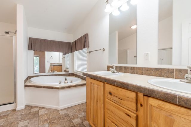 435 32 Rd Unit 212, Clifton, CO 81520