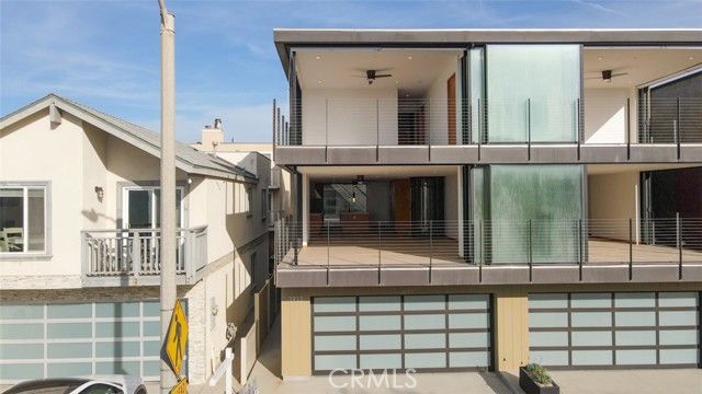 3932 Ocean Drive, Oxnard, CA 93035