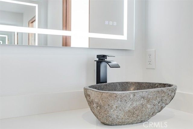 3932 Ocean Drive, Oxnard, CA 93035