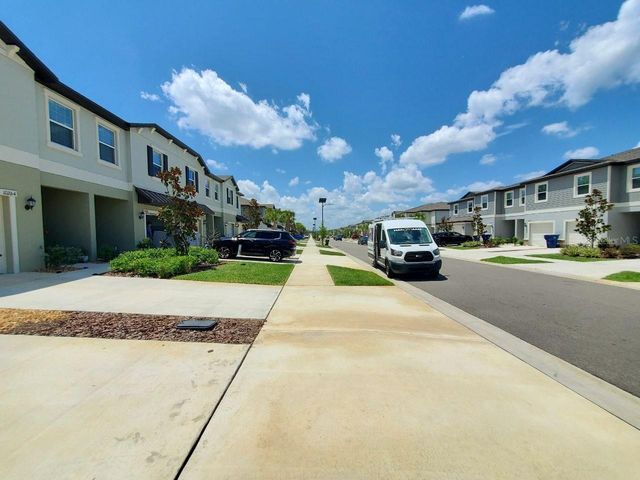 10268 TRUMPET HONEYSUCKLE WAY, San Antonio, FL 33576