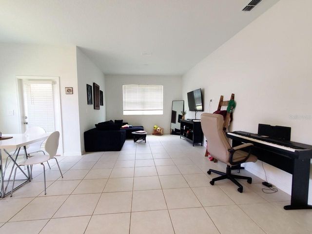 10268 TRUMPET HONEYSUCKLE WAY, San Antonio, FL 33576