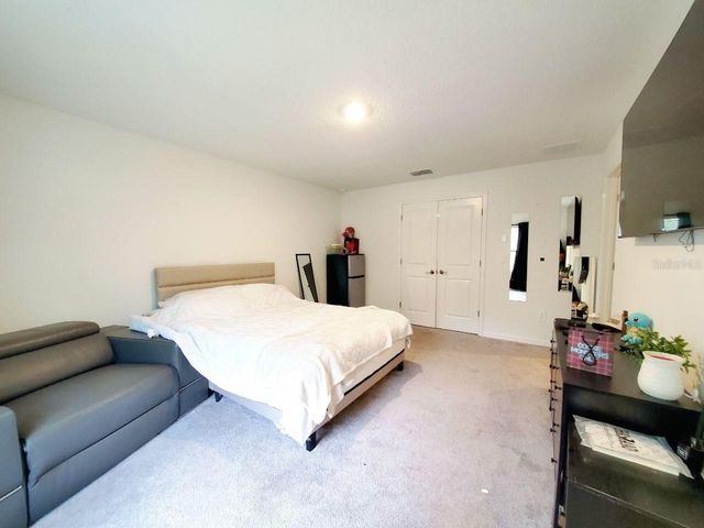 10268 TRUMPET HONEYSUCKLE WAY, San Antonio, FL 33576