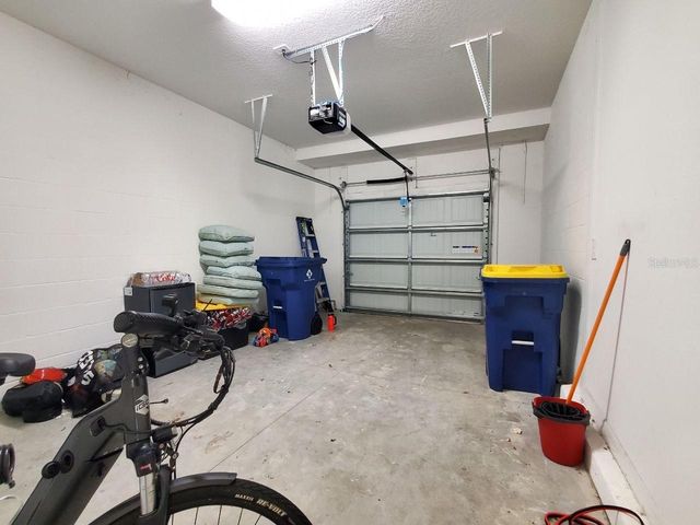 10268 TRUMPET HONEYSUCKLE WAY, San Antonio, FL 33576