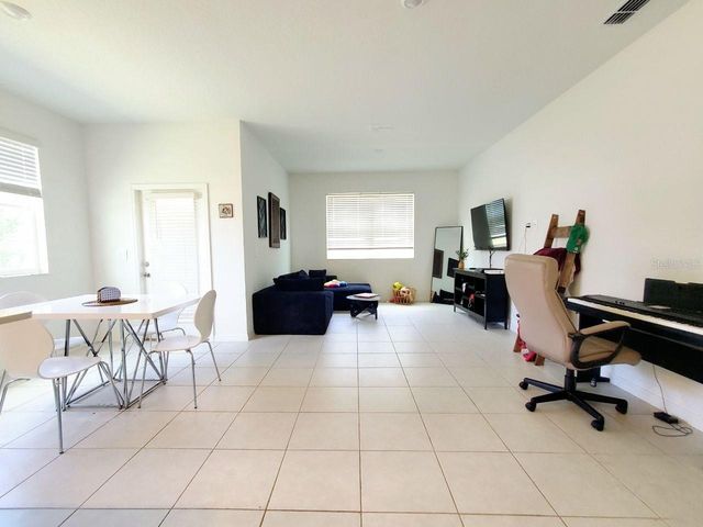 10268 TRUMPET HONEYSUCKLE WAY, San Antonio, FL 33576