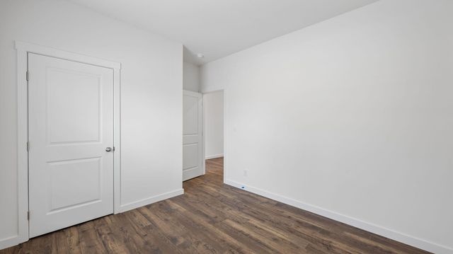 8477 Bright Water Dr, Ooltewah, TN 37363