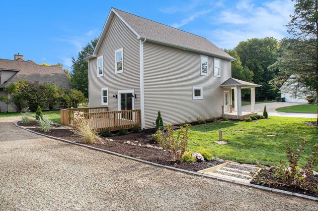 55751 Wood Duck Court, New Carlisle, IN 46552