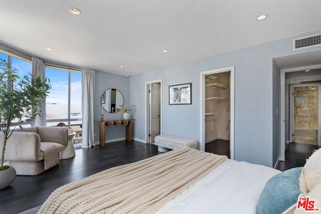 8530 HOLLOWAY Drive 311, West Hollywood, CA 90069