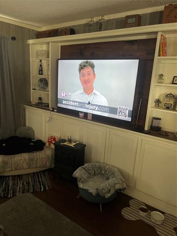 704 E 9th Street, Kemp, TX 75143