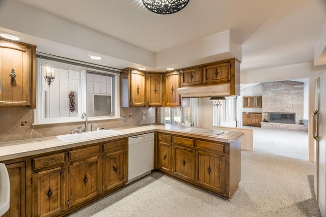 8632 La Sala Del Norte NE, Albuquerque, NM 87111