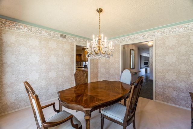 8632 La Sala Del Norte NE, Albuquerque, NM 87111