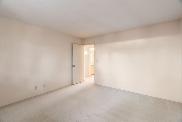 8632 La Sala Del Norte NE, Albuquerque, NM 87111