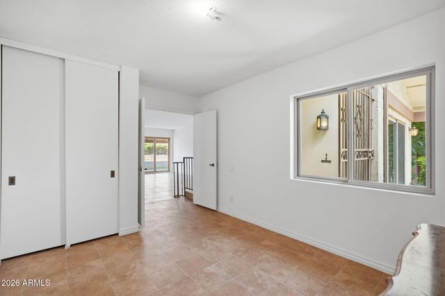 1534 E SOUTHSHORE Drive, Tempe, AZ 85283