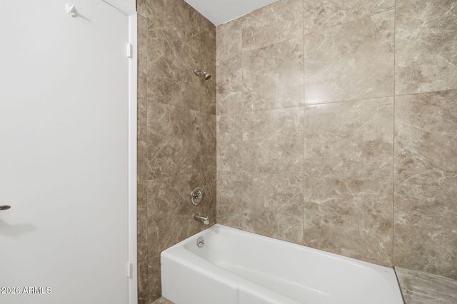 1534 E SOUTHSHORE Drive, Tempe, AZ 85283