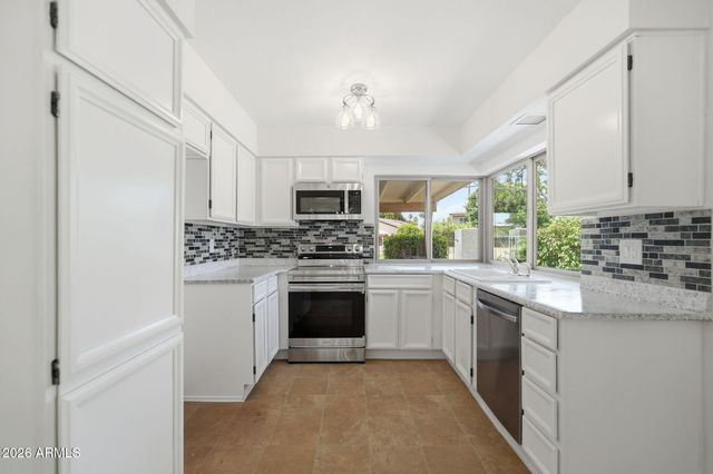 1534 E SOUTHSHORE Drive, Tempe, AZ 85283