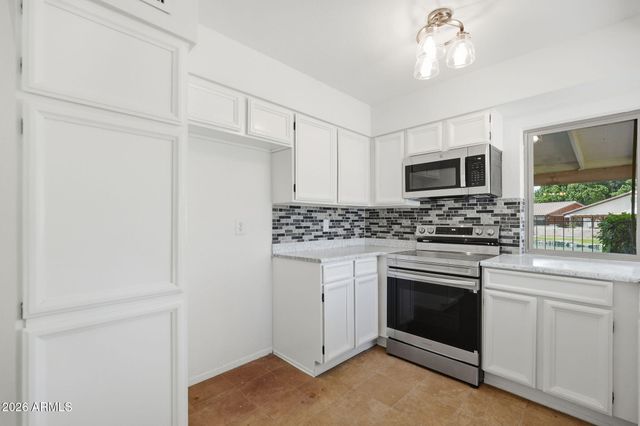 1534 E SOUTHSHORE Drive, Tempe, AZ 85283