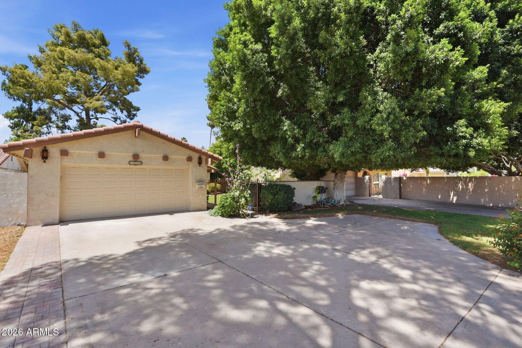 1534 E SOUTHSHORE Drive, Tempe, AZ 85283 — photo 3