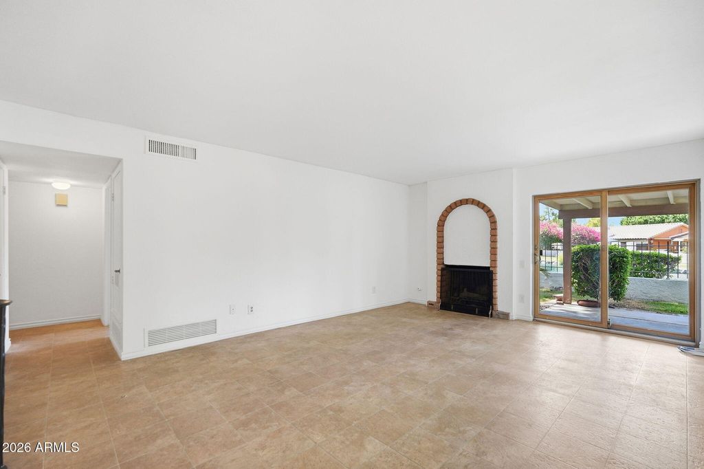1534 E SOUTHSHORE Drive, Tempe, AZ 85283 — photo 5