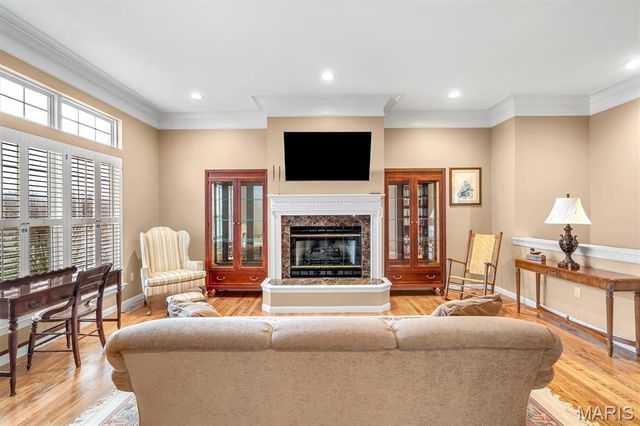 811 Stone Meadow Drive, Chesterfield, MO 63005