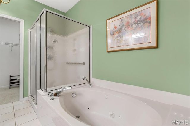 811 Stone Meadow Drive, Chesterfield, MO 63005