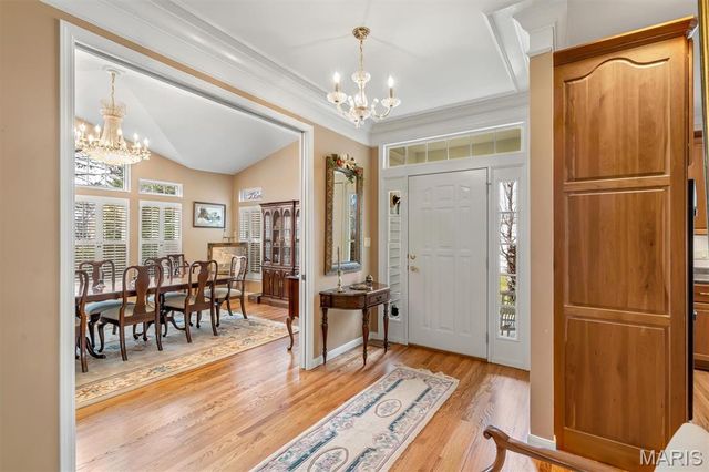 811 Stone Meadow Drive, Chesterfield, MO 63005