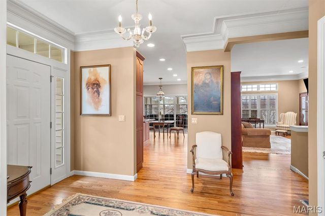 811 Stone Meadow Drive, Chesterfield, MO 63005