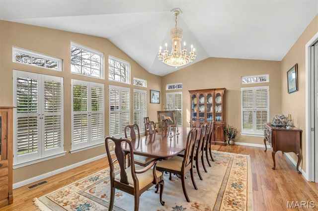 811 Stone Meadow Drive, Chesterfield, MO 63005