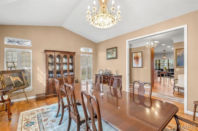 811 Stone Meadow Drive, Chesterfield, MO 63005