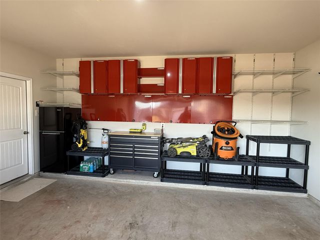 120 Fallow Deer Drive, Huntsville, TX 77320