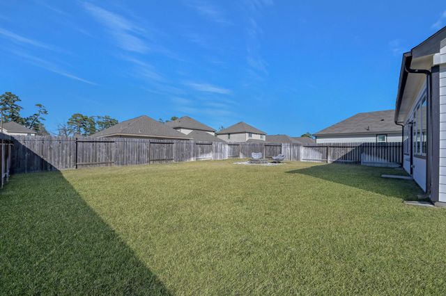 120 Fallow Deer Drive, Huntsville, TX 77320