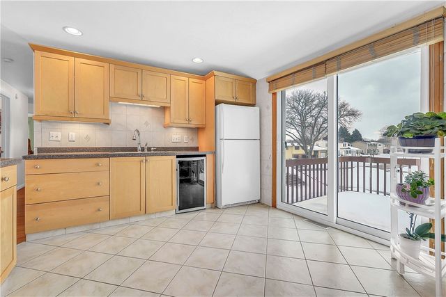 47 Newport Road, Irondequoit, NY 14622