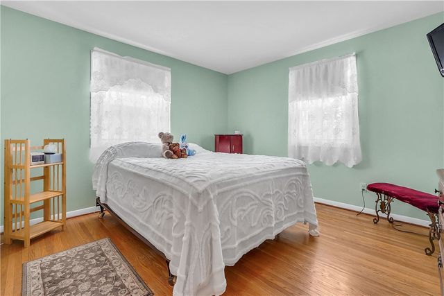 47 Newport Road, Irondequoit, NY 14622