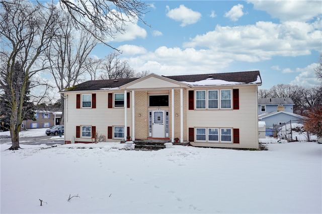 47 Newport Road, Irondequoit, NY 14622