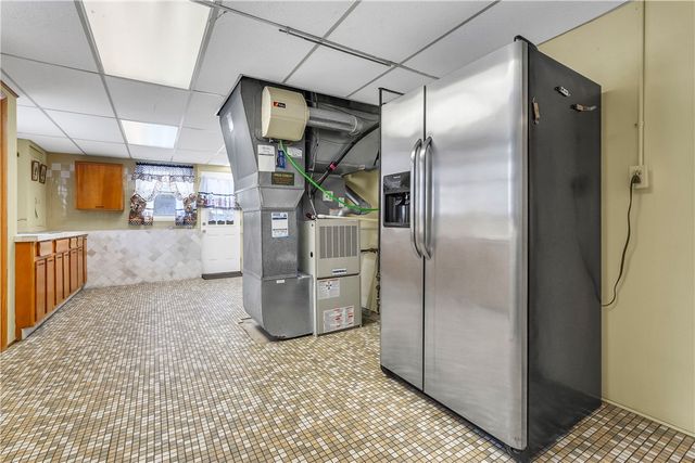 47 Newport Road, Irondequoit, NY 14622