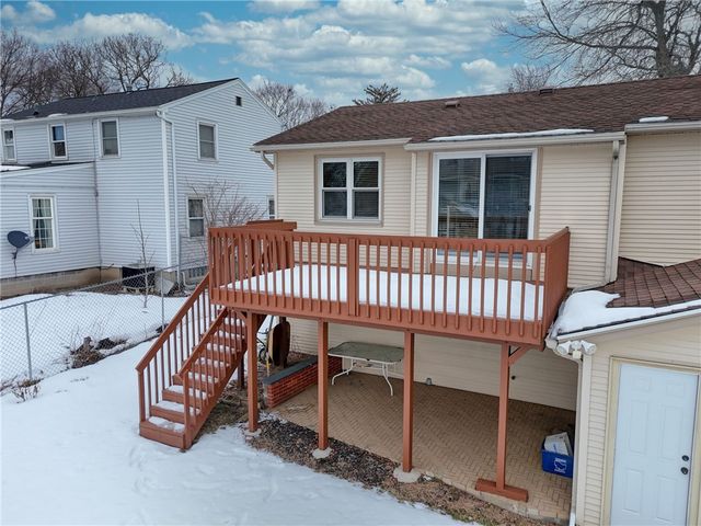 47 Newport Road, Irondequoit, NY 14622