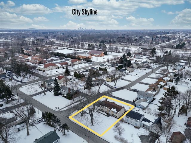 47 Newport Road, Irondequoit, NY 14622