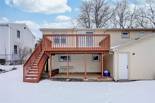 47 Newport Road, Irondequoit, NY 14622