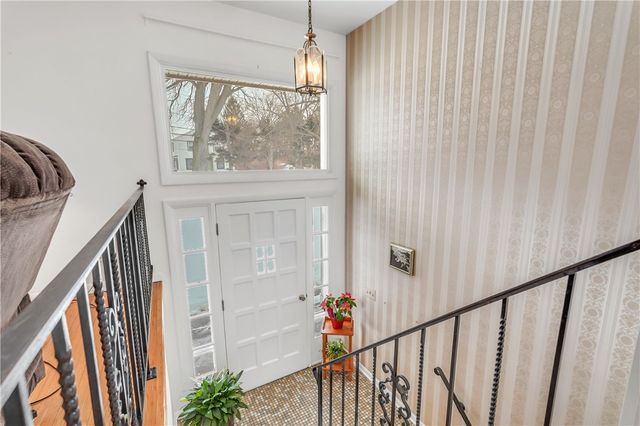 47 Newport Road, Irondequoit, NY 14622