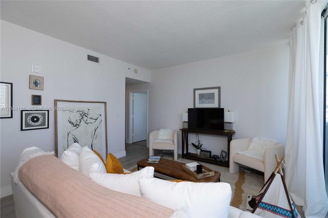 6580 Indian Creek Dr 510, Miami Beach, FL 33141