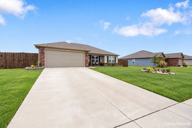 196 Stinson Street, Elkins, AR 72727