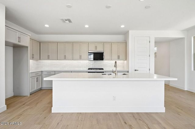 21482 E CATTLE Drive, Queen Creek, AZ 85142