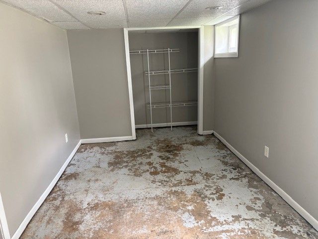 1021 N 5th Avenue E, Newton, IA 50208