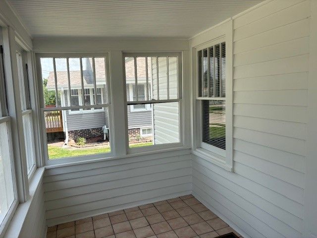 1021 N 5th Avenue E, Newton, IA 50208