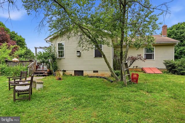 10 HOMESTEAD LN, Cochranville, PA 19330