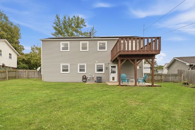 1428 Glenwood Drive, Leclaire, IA 52753
