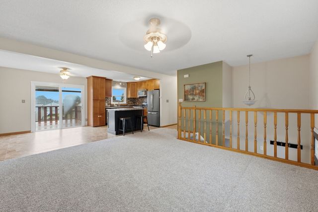 1428 Glenwood Drive, Leclaire, IA 52753