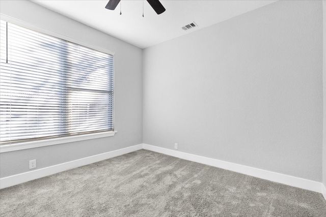 419 W 5th Street, Bonham, TX 75418